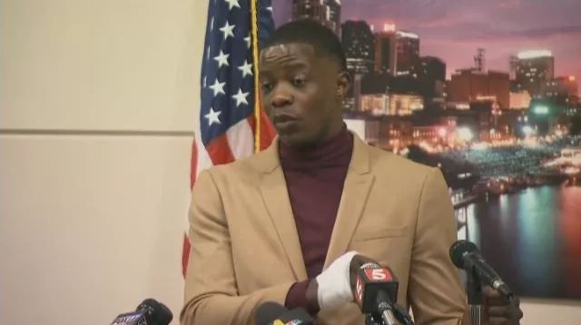 On the same day he tackled a gunman and wrestled away his weapon away, Shaw started a GoFundMe page for the families of the victims. (Source: CNN)