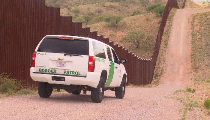 Members of the National Guard aren’t allowed to carry guns on their current mission on the border. (Source: CNN)