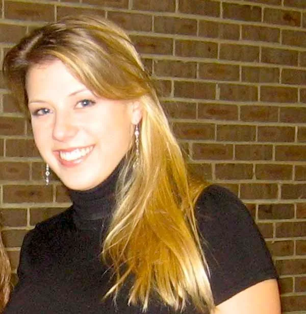 Jodie Sweetin played Stephanie Tanner on Full House and was born Jan. 19, 1982. (Source: PMA/Wikimedia Commons)